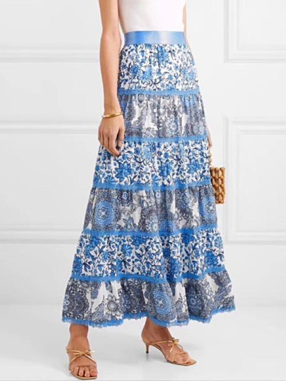 Alice + Olivia Blue White Floral Lace Crepe De Chine Maxi Skirt Size 4